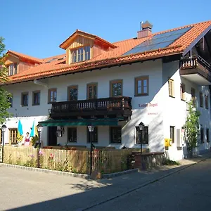 Landhof Angstl - Gästezimmer Und Tagungsraum Gasthof